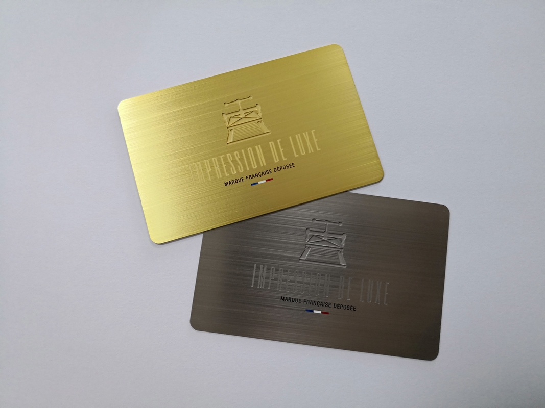 0.5mm Thickness Metal Business Cards Deboss Logo Silver Gold Brushed Finish