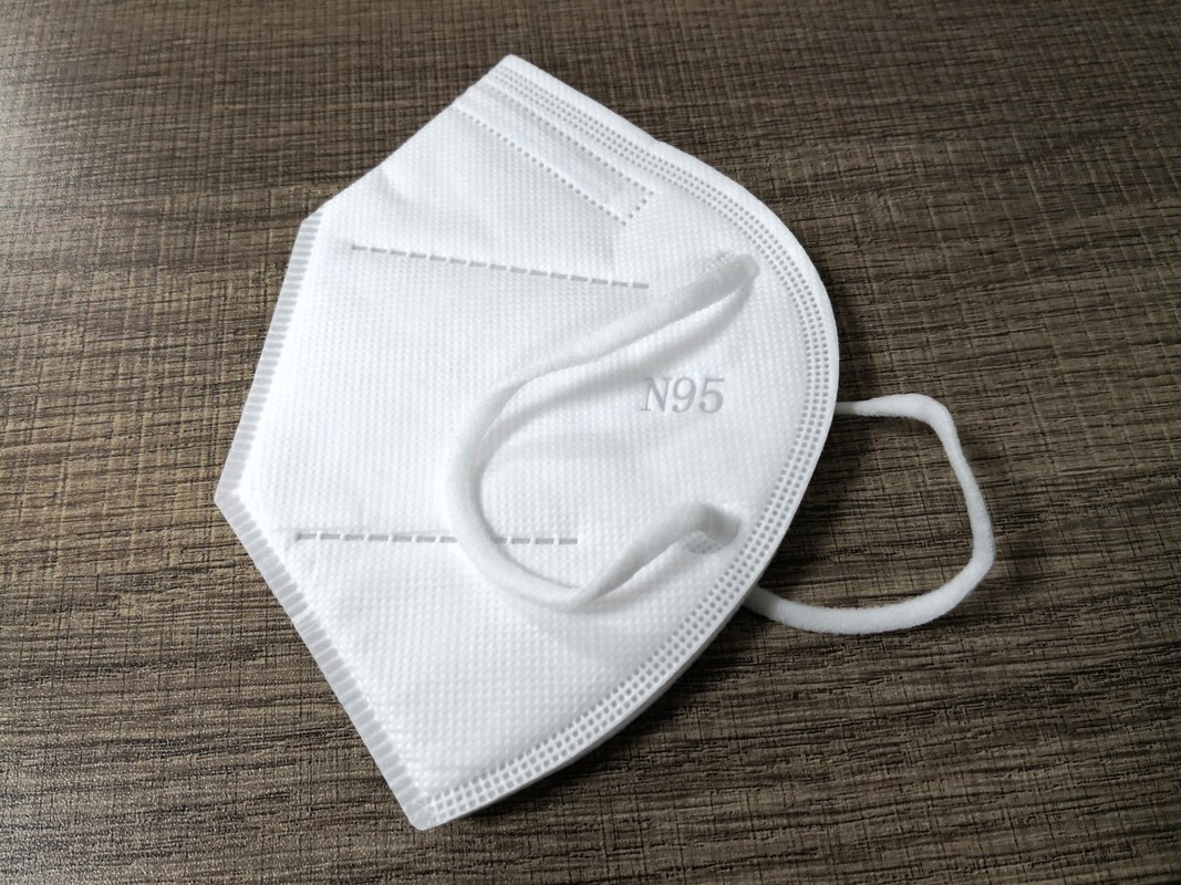 Personal Care Antivirus White Cotton KN95 Face Mask With Earhook In Stock