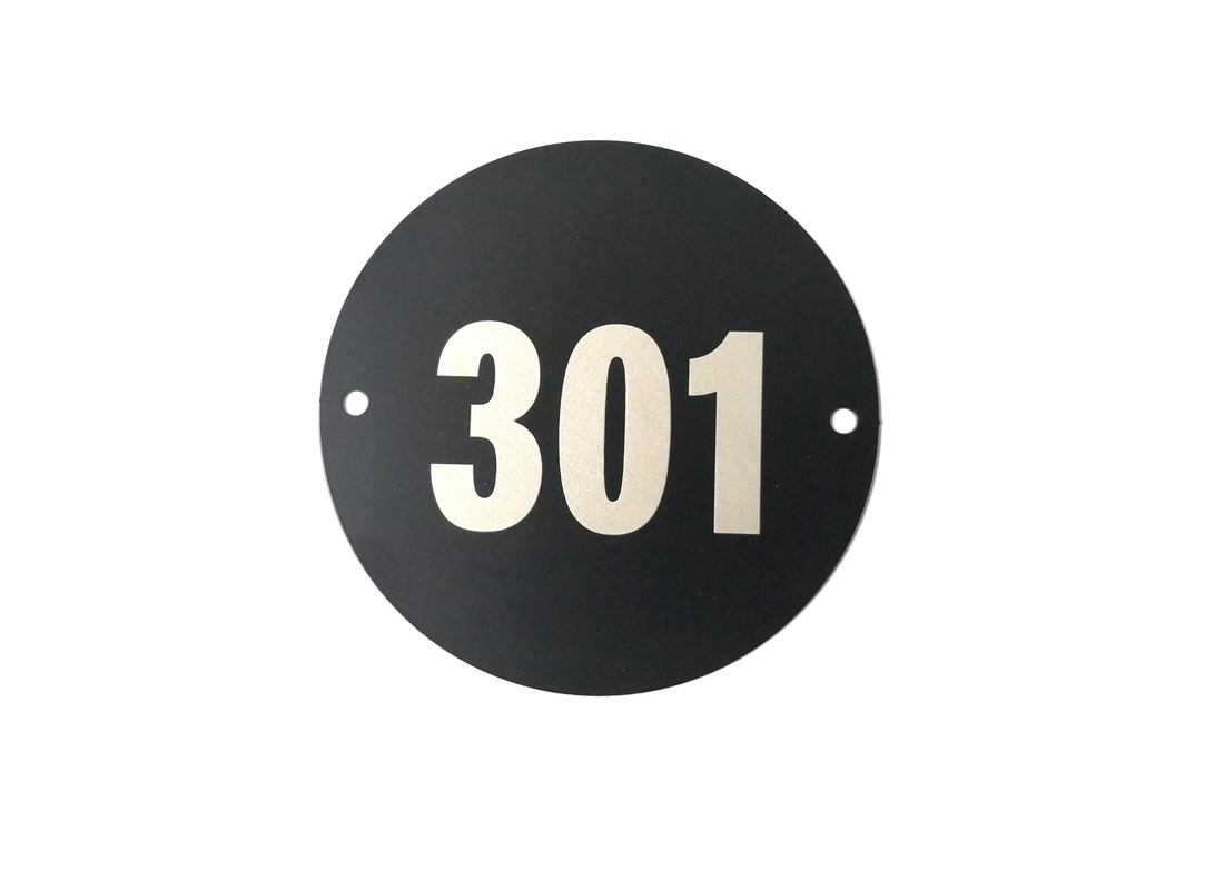 Stainless Steel Metal Matte Black Label Tag Round Shape For Hotel